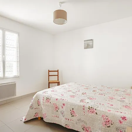 Du Chai Дом отдыха Сент-Мари-де-Ре